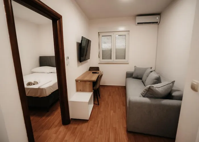 Toro Riverside Appartement *